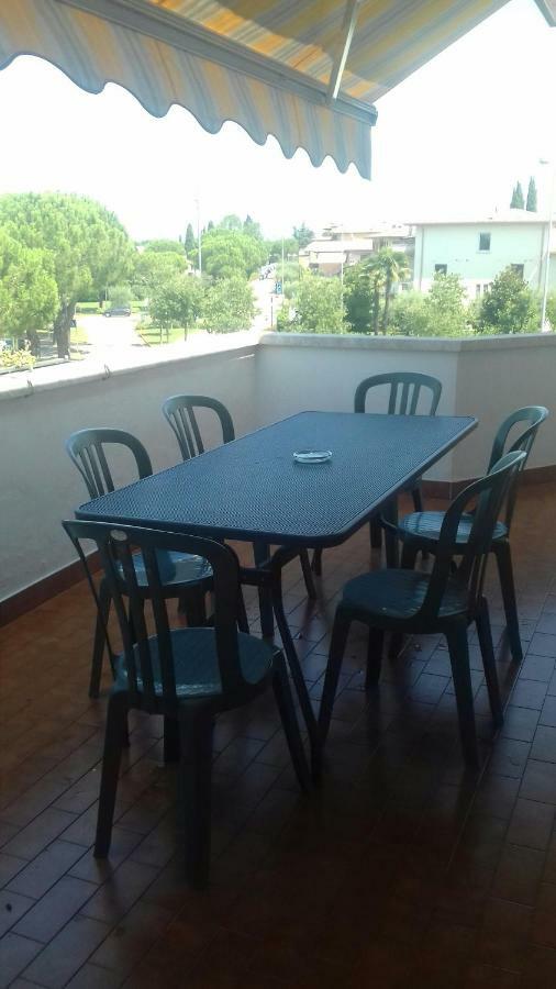 Apartament Casa Vacanze Niko Ap Cir Cni00247 Sirmione Buitenkant foto