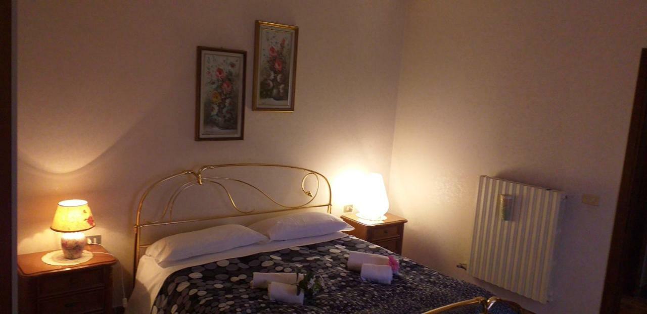 Apartament Casa Vacanze Niko Ap Cir Cni00247 Sirmione Buitenkant foto
